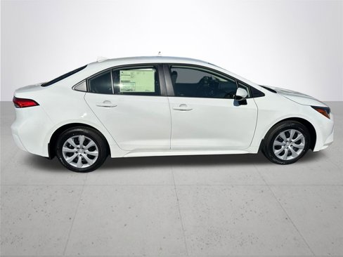 New 2026 Toyota Corolla LE image 7