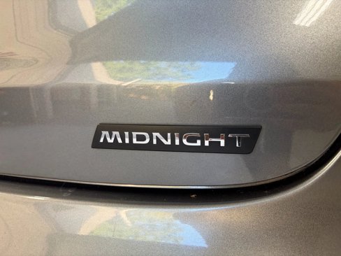 Used 2018 Nissan Murano SL w/ Midnight Edition Package image 19