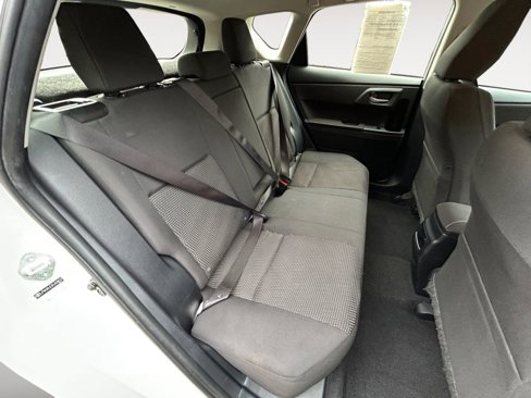 Used 2017 Toyota Corolla iM image 11