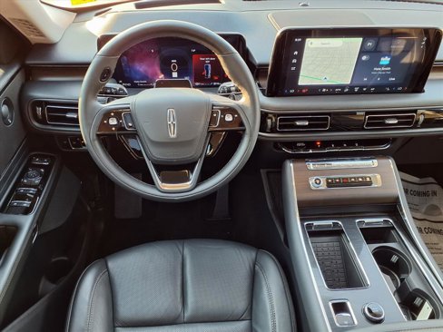 Used 2025 Lincoln Aviator Reserve w/ Jet Appearance Package image 3