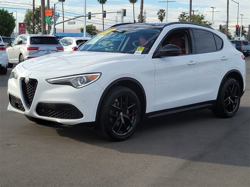 Used 2020 Alfa Romeo Stelvio w/ Nero Edizione image 26
