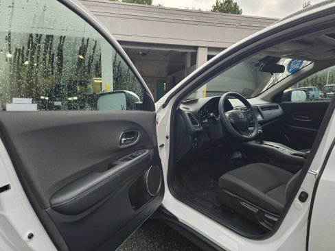 Used 2021 Honda HR-V EX image 22