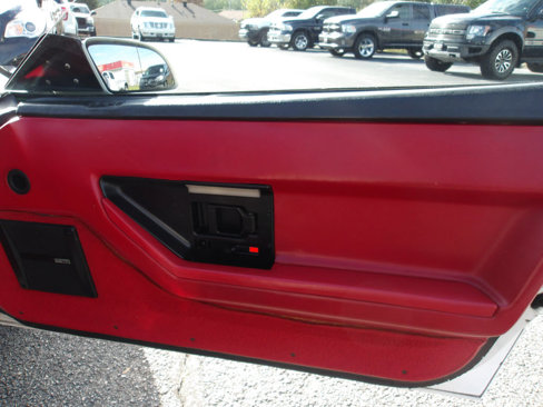 Used 1988 Chevrolet Corvette Convertible image 14