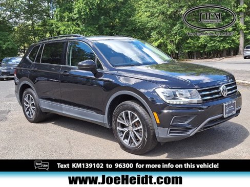 Used 2019 Volkswagen Tiguan SE w/ Panoramic Sunroof Package image 1