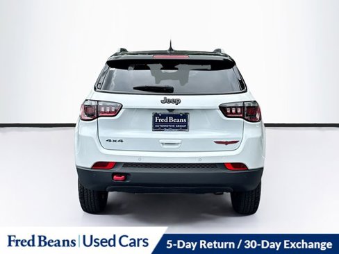 Used 2024 Jeep Compass Trailhawk image 6