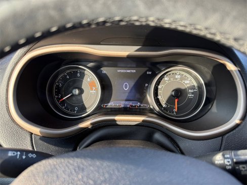 Used 2018 Jeep Cherokee Limited image 16