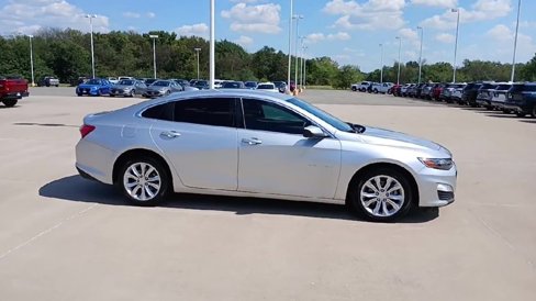 Used 2020 Chevrolet Malibu LT image 9