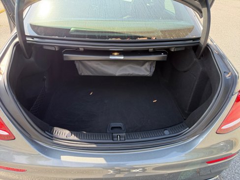 Used 2019 Mercedes-Benz E 300 image 17
