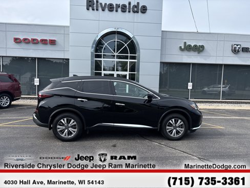 Used 2023 Nissan Murano S image 9