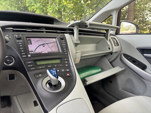 Used 2011 Toyota Prius One image 15