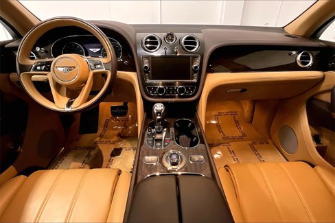 Used 2019 Bentley Bentayga image 22