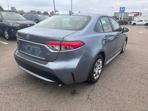 Used 2021 Toyota Corolla LE image 7