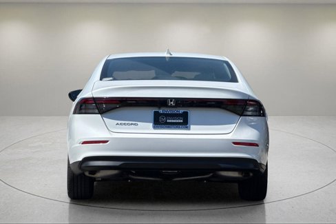 Used 2024 Honda Accord EX image 4
