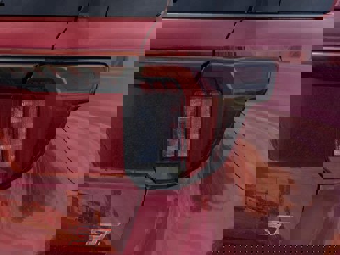 New 2025 Ford Explorer ST image 21