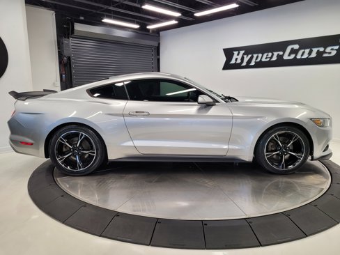 Used 2015 Ford Mustang Coupe image 15