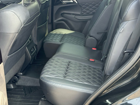 Used 2022 Mitsubishi Outlander SEL image 14