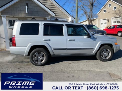 Used 2007 Jeep Commander Sport image 8