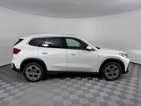 Certified 2023 BMW X1 xDrive28i image 4