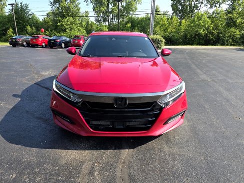 Used 2018 Honda Accord Sport image 2