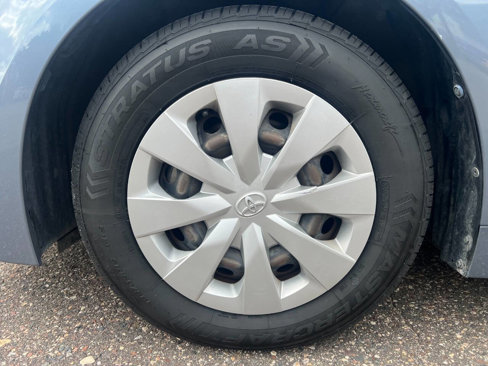 Used 2021 Toyota Corolla L image 17