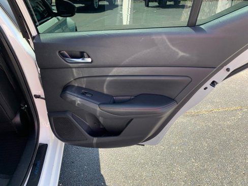 Used 2021 Nissan Altima 2.0 SR image 17