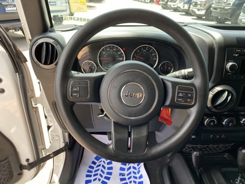 Used 2015 Jeep Wrangler Unlimited Sport image 10