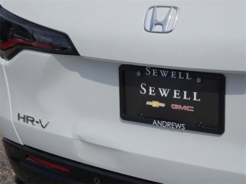 Used 2024 Honda HR-V EX-L image 12