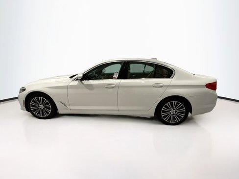 Used 2019 BMW 530i xDrive w/ Convenience Package image 4