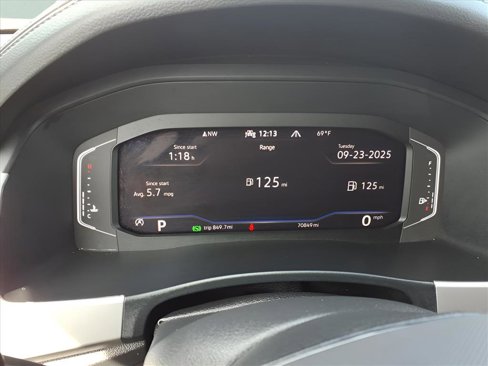 Used 2022 Volkswagen Atlas Cross Sport SE image 14