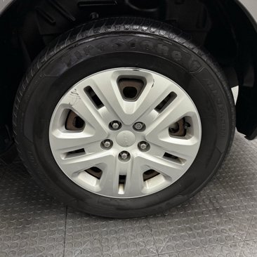 Used 2020 Dodge Journey SE image 11