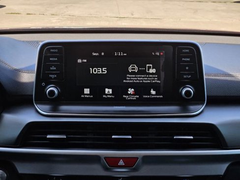 Used 2020 Kia Telluride LX image 15