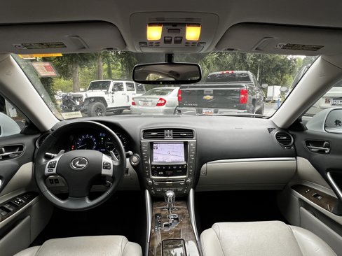 Used 2011 Lexus IS 250 image 35