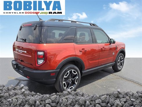 Used 2022 Ford Bronco Sport Outer Banks w/ Tech Package image 3