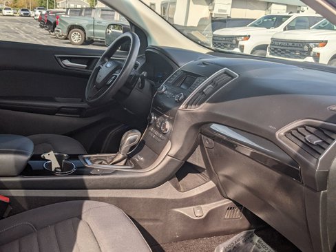 Used 2016 Ford Edge SE image 21