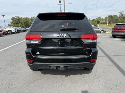 Used 2021 Jeep Grand Cherokee Laredo image 6