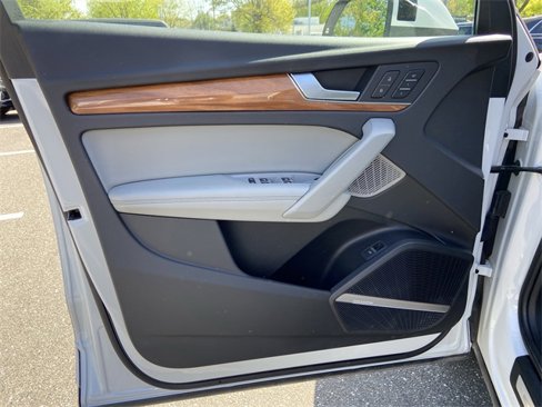 Certified 2022 Audi Q5 2.0T Premium Plus image 25