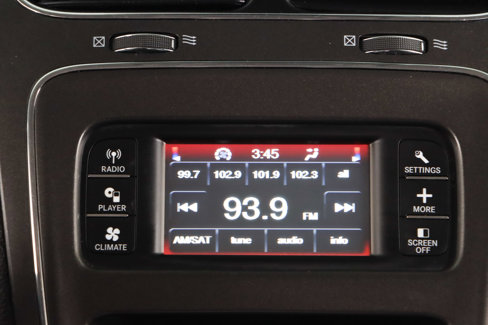 Used 2020 Dodge Journey SE w/ SE Popular Equipment Group image 18