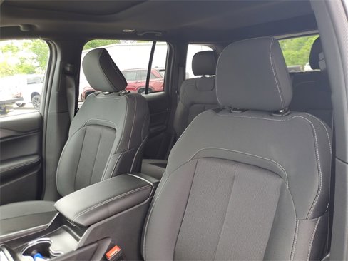 New 2025 Jeep Grand Cherokee Laredo X image 13