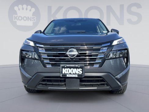 Used 2024 Nissan Rogue SV image 11