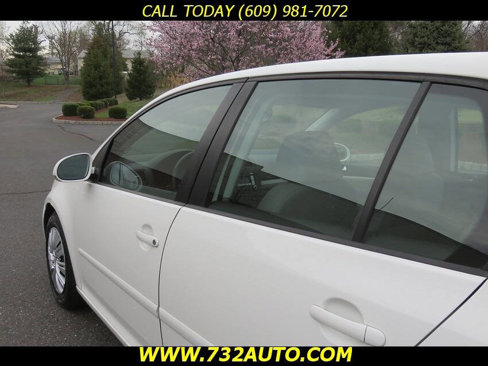 Used 2009 Volkswagen Rabbit S image 22