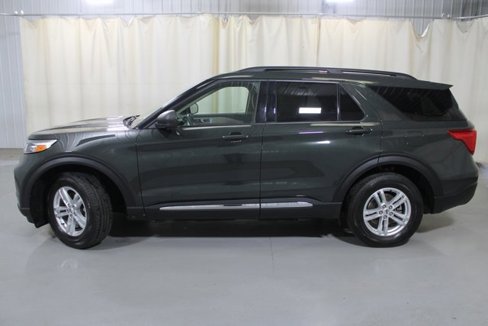 Certified 2023 Ford Explorer XLT w/ Equipment Group 202A image 2