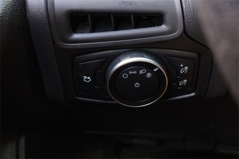 Used 2017 Ford Focus SE image 18
