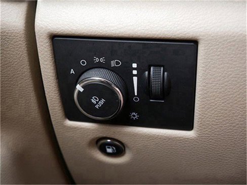 Used 2015 Jeep Grand Cherokee Limited image 26