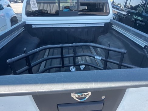 Used 2020 Nissan Frontier SV image 7