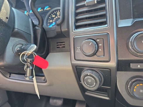 Used 2018 Ford F150 XLT w/ Equipment Group 302A Luxury image 15