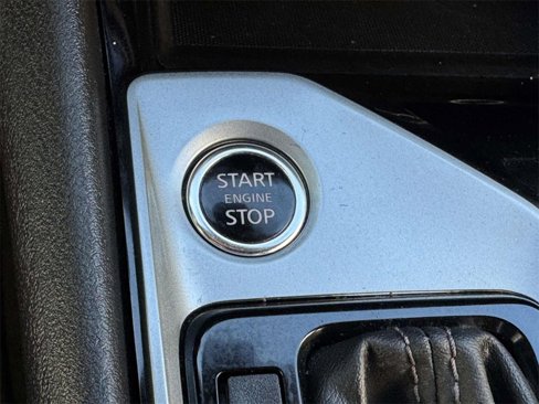Used 2024 Nissan Altima 2.5 SV image 9