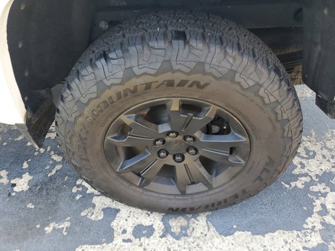 Used 2018 Chevrolet Colorado LT w/ LT Convenience Package image 10