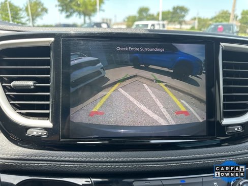 Used 2022 Chrysler Pacifica Touring-L image 65