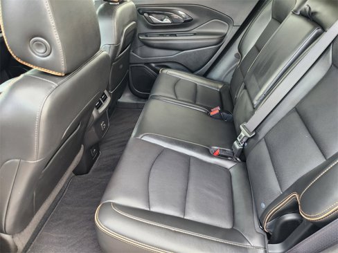 Used 2022 GMC Terrain AT4 w/ Infotainment Package II image 28