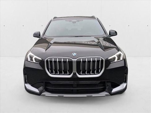 Used 2025 BMW X1 xDrive28i w/ Premium Package image 6